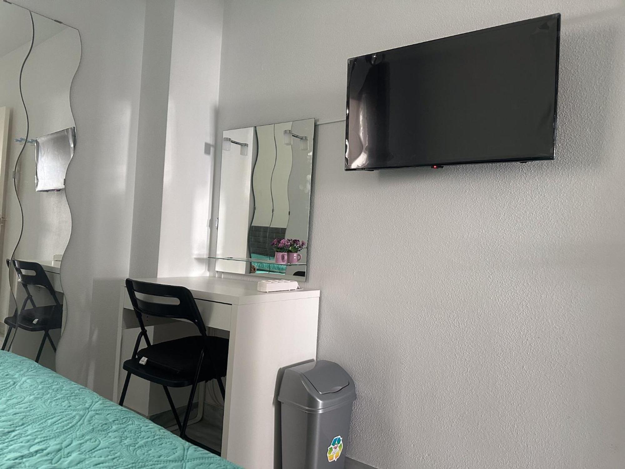 Torremolinos Habitaciones Privada En Apartamentos Compartidos Extérieur photo