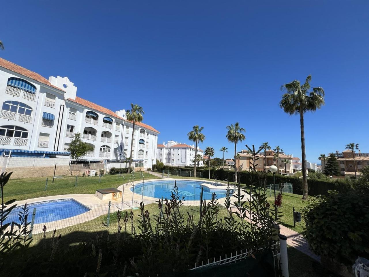 Torremolinos Habitaciones Privada En Apartamentos Compartidos Extérieur photo